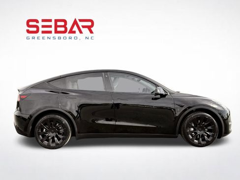 Used 2020 Tesla Model Y Long Range image 5