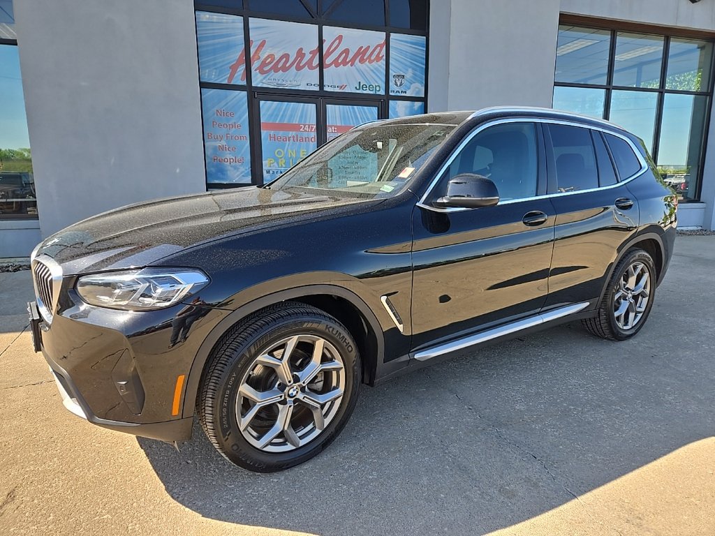 Used 2024 BMW X3 xDrive30i AWD/4WD image 4