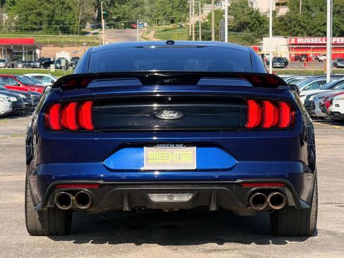 Used 2019 Ford Mustang GT RWD image 4