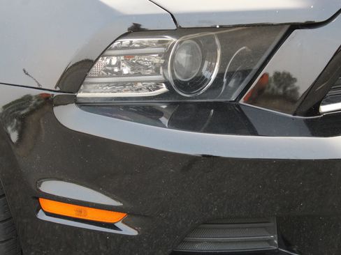 Used 2014 Ford Mustang V6 Coupe 2D image 27