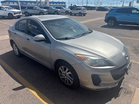 Used 2013 MAZDA MAZDA3 i Touring FWD image 3
