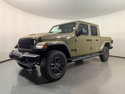 New 2026 Jeep Gladiator Sport image 3