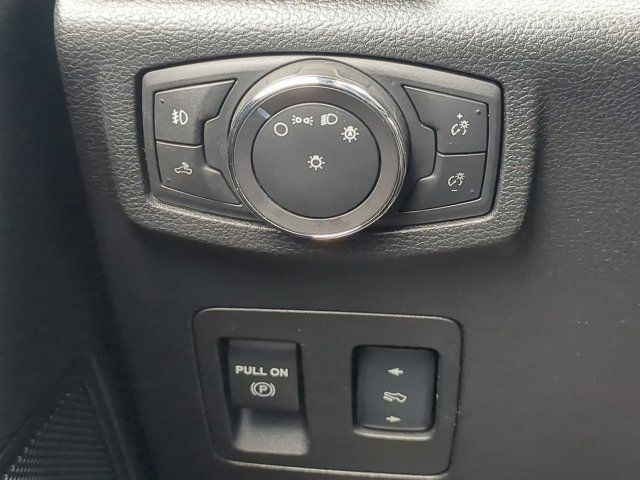 Used 2018 Ford F150 XLT w/ Equipment Group 302A Luxury AWD/4WD image 27
