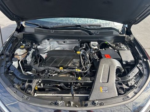 Used 2024 Buick Envista Preferred w/ Convenience II Package image 13