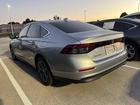Used 2023 Honda Accord EX image 4