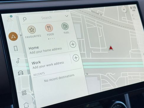 Used 2023 Land Rover Range Rover Long Wheelbase SE image 22