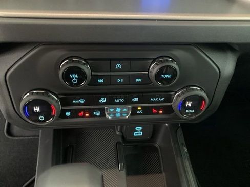 New 2025 Ford Bronco Outer Banks image 18