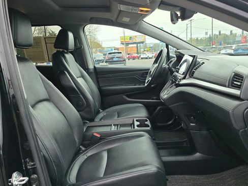 Used 2024 Honda Odyssey EX-L image 11