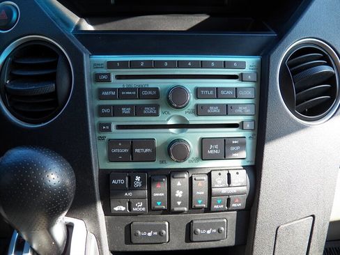 Used 2009 Honda Pilot EX-L image 24