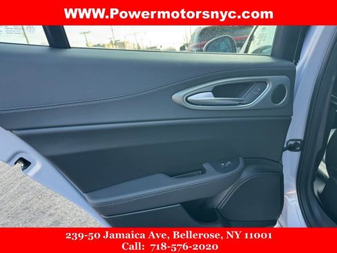 Used 2024 Alfa Romeo Giulia Ti image 19