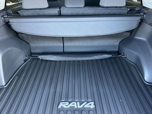 New 2025 Toyota RAV4 XLE image 18