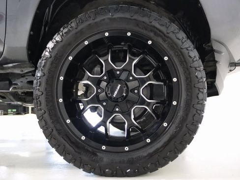 Used 2023 Toyota Tacoma SR image 75