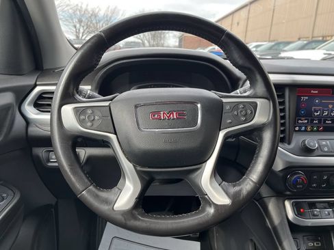 Used 2020 GMC Acadia SLT FWD image 25