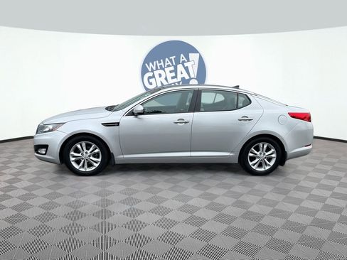 Used 2012 Kia Optima EX w/ Premium Pkg image 3