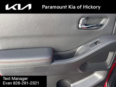 Used 2022 Nissan Frontier PRO-4X image 14