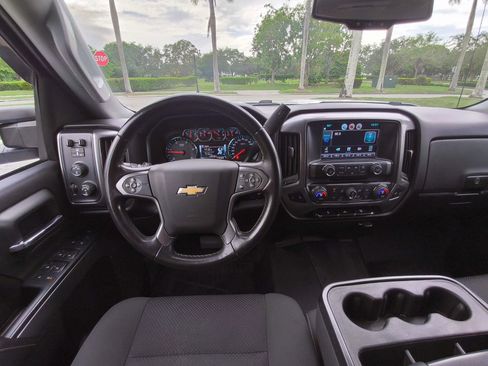 Used 2016 Chevrolet Silverado 3500 LT w/ LT Convenience Package AWD/4WD image 6