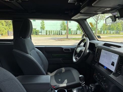 Used 2025 Ford Bronco 2-Door AWD/4WD image 24