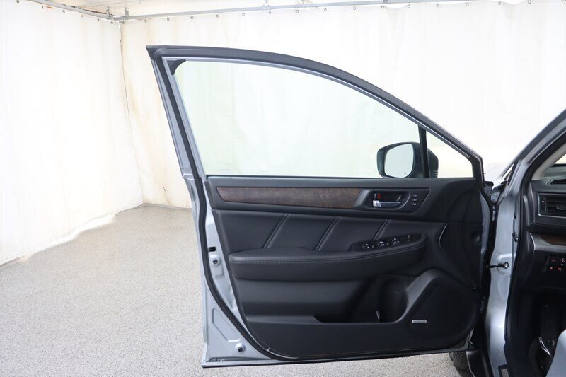 Used 2018 Subaru Outback 2.5i Limited AWD/4WD image 20