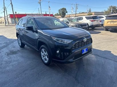 Used 2020 Toyota RAV4 XLE w/ Convenience Package