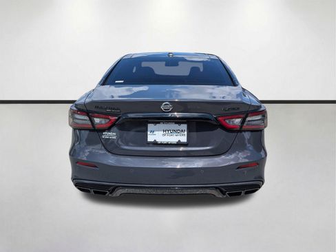 Used 2021 Nissan Maxima Platinum w/ 40th Anniversary Package FWD image 5