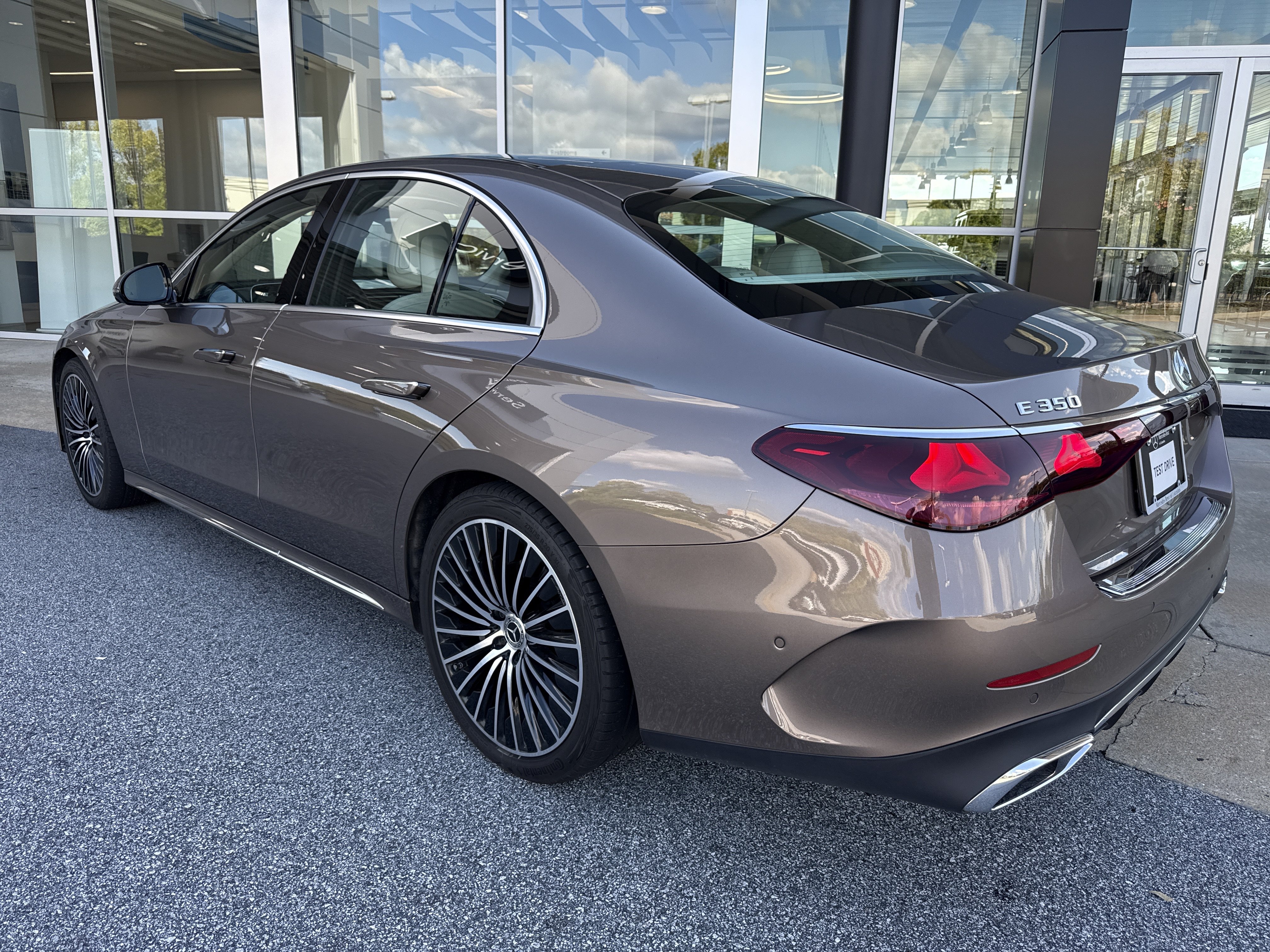 Certified 2025 Mercedes-Benz E 350 Sedan image 3