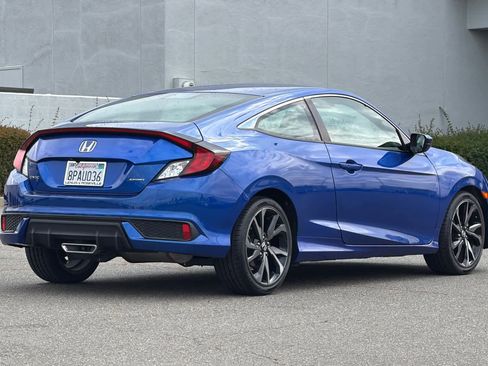 Used 2019 Honda Civic Sport image 2