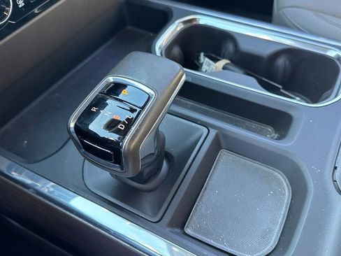 Used 2024 GMC Sierra 1500 SLT w/ SLT Premium Plus Package image 22