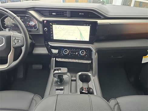 New 2026 GMC Sierra 1500 Denali image 13