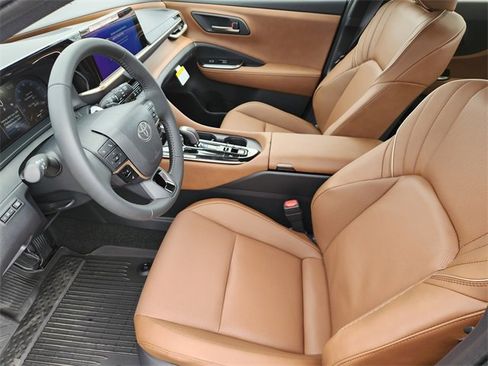 New 2026 Toyota Crown Signia XLE image 9