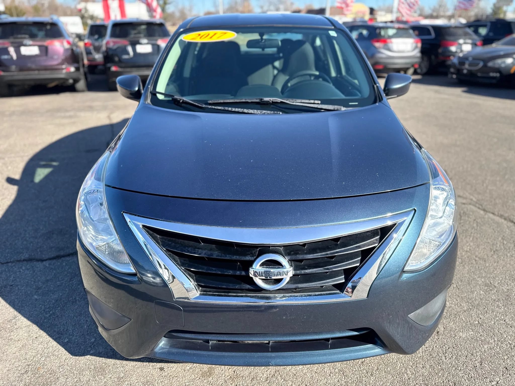 Used 2017 Nissan Versa S Plus FWD image 7