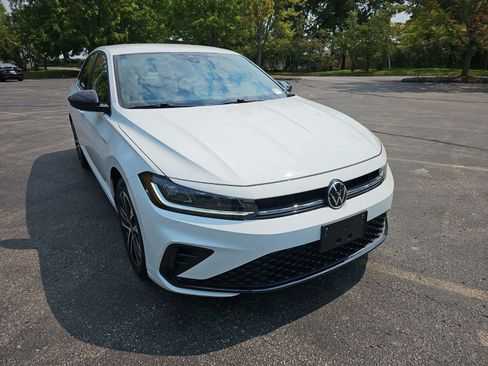 Used 2025 Volkswagen Jetta Sport FWD image 8