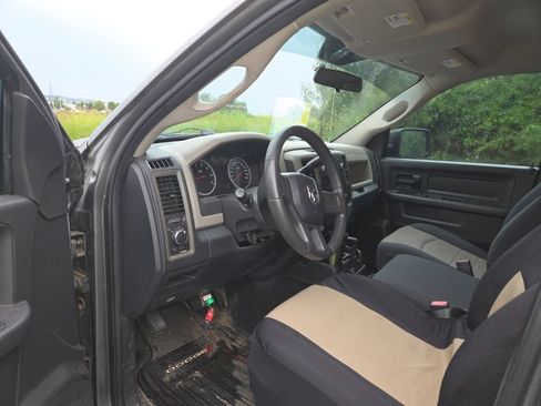 Used 2011 RAM 1500 ST w/ ST Popular Equipment Group AWD/4WD image 8