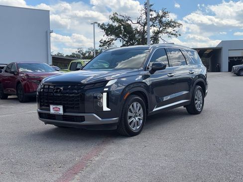 Used 2025 Hyundai Palisade SEL FWD image 7