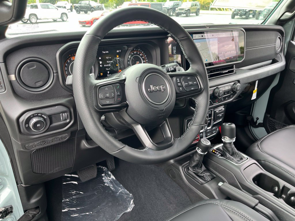 New 2027 Jeep Wrangler Unlimited Rubicon 392 AWD/4WD image 3