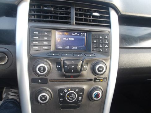 Used 2011 Ford Edge SE w/ 101A Rapid Spec Order Code image 15