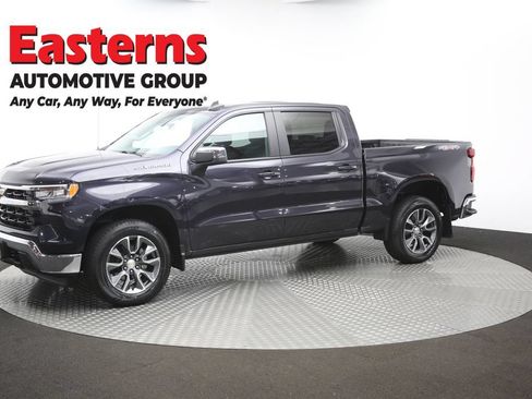 Used 2023 Chevrolet Silverado 1500 LT AWD/4WD image 59