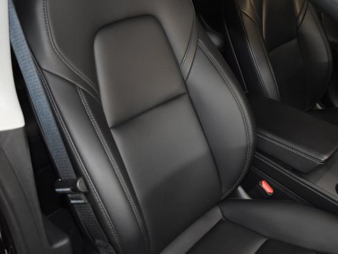 Used 2022 Tesla Model 3 Standard Range RWD image 14