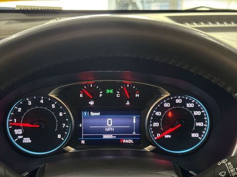 Used 2022 Chevrolet Equinox LT FWD image 18