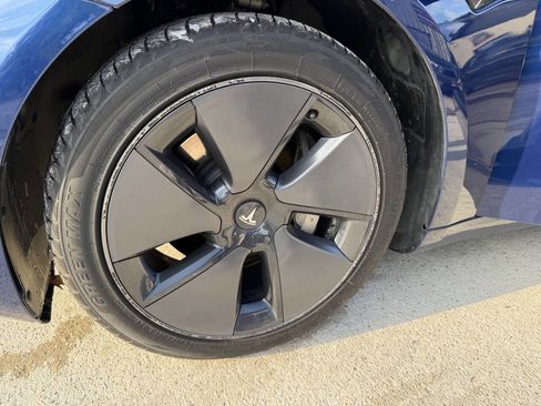 Used 2021 Tesla Model 3 Standard Range Plus image 22