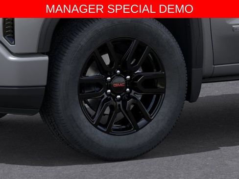 Used 2026 GMC Sierra 1500 Elevation AWD/4WD image 9