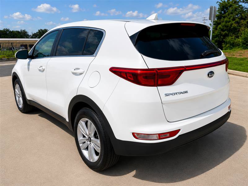 Used 2019 Kia Sportage LX AWD/4WD image 5