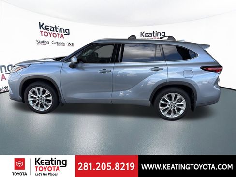 Used 2024 Toyota Highlander Limited image 4
