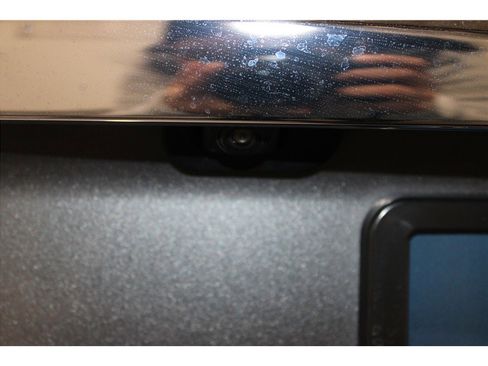 Used 2018 Nissan Sentra S w/ S Midnight Style Package image 18