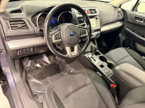 Used 2016 Subaru Outback 2.5i Premium image 21