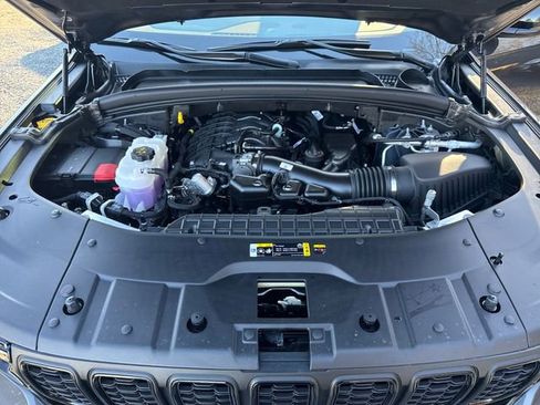 New 2025 Jeep Grand Cherokee Limited image 29