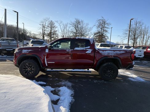 New 2026 GMC Canyon Elevation w/ Convenience Package image 9