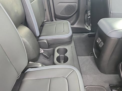 Used 2021 Chevrolet Colorado Z71 image 37