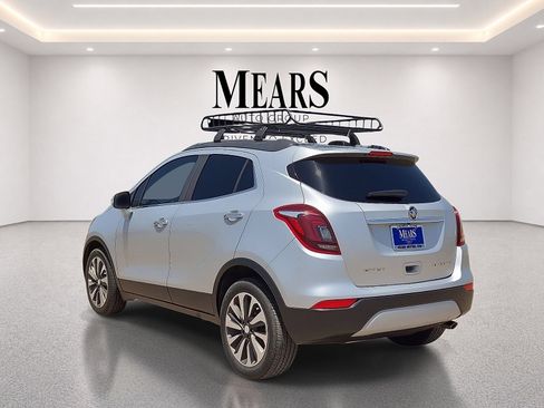 Used 2018 Buick Encore Essence FWD image 3