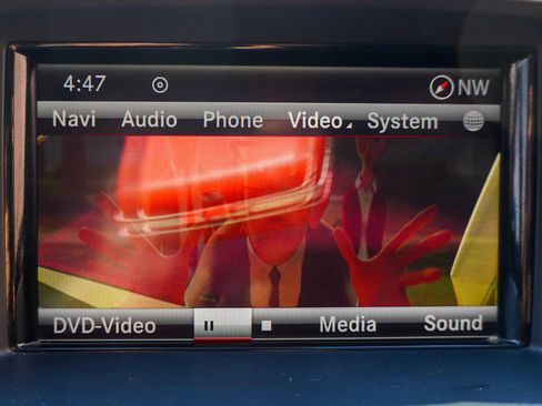 Used 2013 Mercedes-Benz GL 450 4MATIC image 36