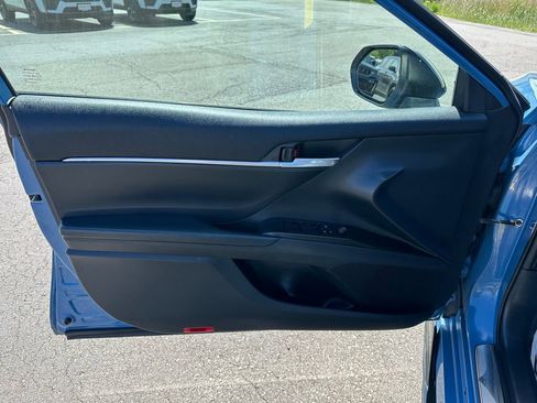 Used 2022 Toyota Camry TRD w/ TRD Package w/JBL Audio FWD image 18